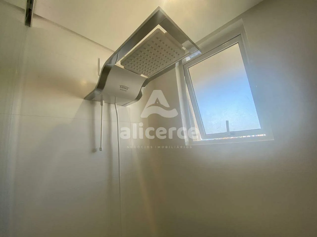 Imagem Apartamento vista mar l 2 dormitórios, 1 suíte l 73,32m² l Ipiranga - São José/SC