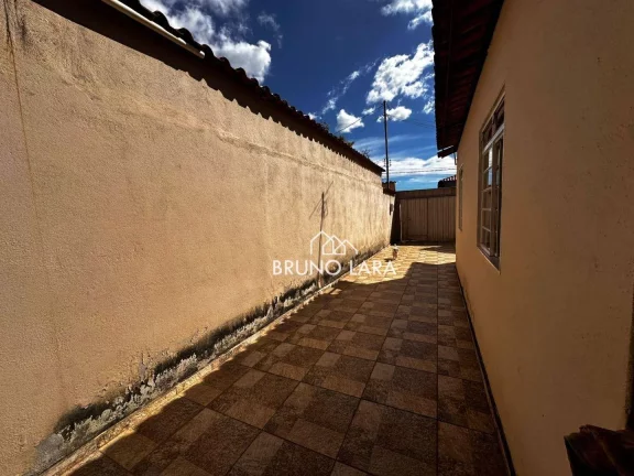 Imagem Casa à venda no bairro Resplendor - Igarapé/MG.