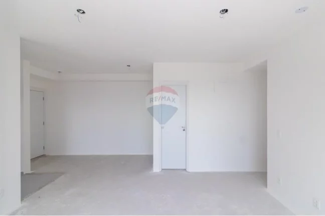 Imagem Apartamento NOVO, 2 suítes, 200 metros do Metro