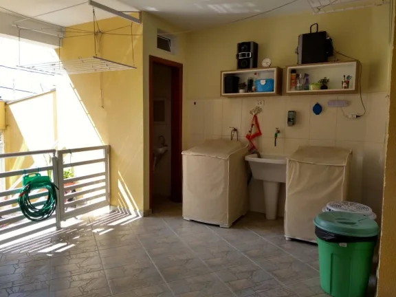 Imagem Sobrado Maravilhoso 118 m² 2 Dormitorios e 2 Vagas de Garagens