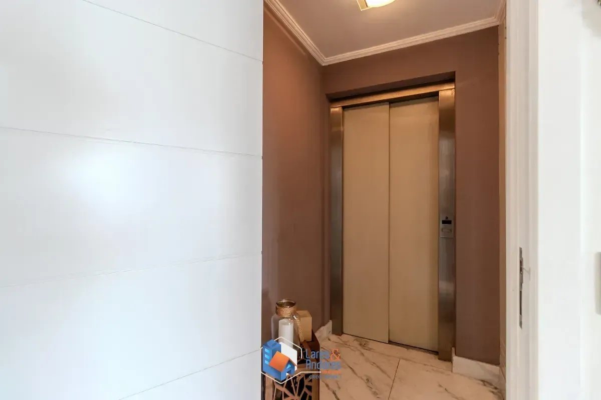 Imagem Apartamento para venda em Campo Belo com 3 quartos, sendo 3 suítes, 237m²