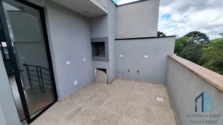 Imagem Sobrado 04 quartos c/suíte, Ático, terraço com churrasqueira, no Santa Cândida em Curitiba PR