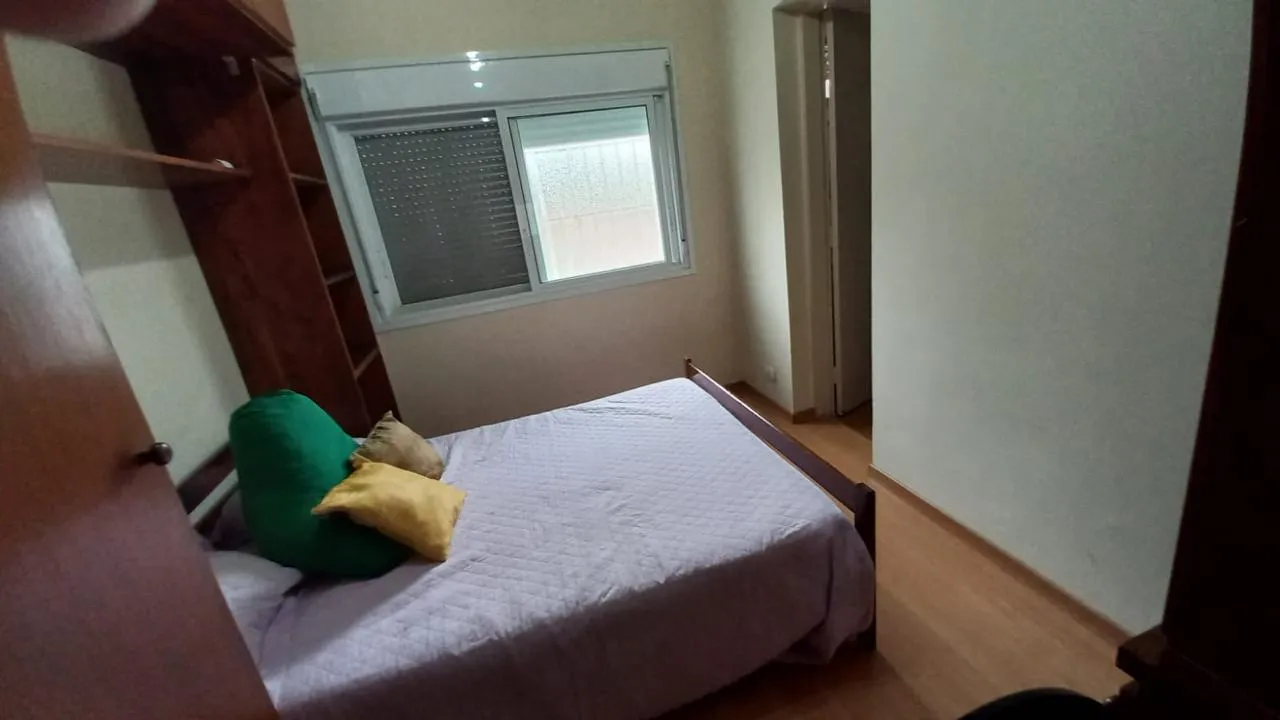 Imagem VENDO LINDO SOBRADO NO BAIRRO CAMPO GRANDE COM SEIS VAGAS DE GARAGEM!