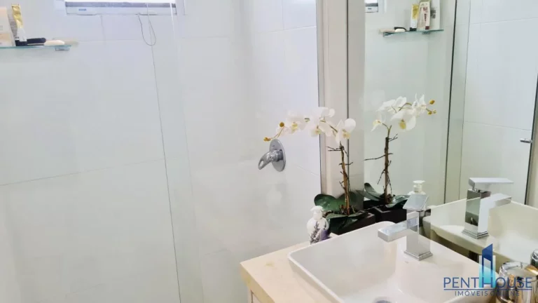 Imagem Apartamento Quadra Mar para Venda em Balneário Camboriú, CENTRO, 3 dormitórios, 3 suítes, 4 banheiros, 4 vagas