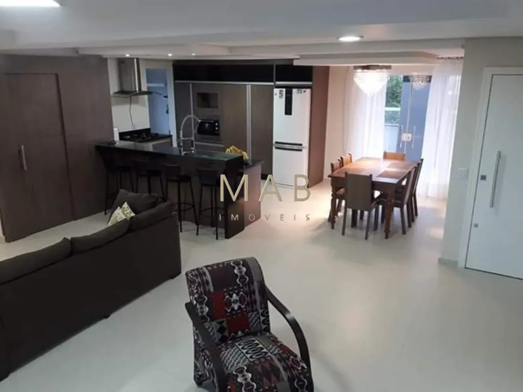 Imagem Cobertura de alto padrão à venda em Ingleses do Rio Vermelho, Florianópolis-SC: 3 quartos sendo 1 suíte, 2 salas, 2 banheiros, 1 vaga, 190m².
