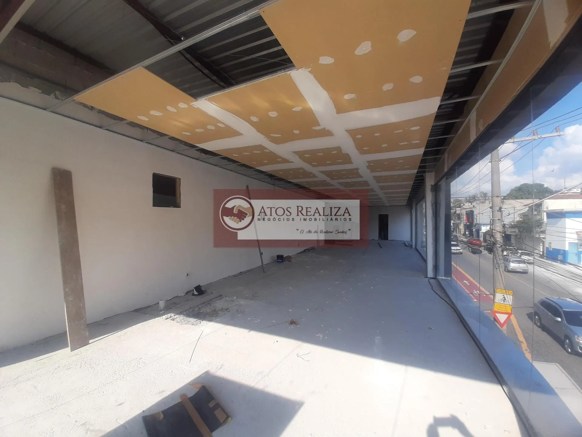 Imagem Salão 121m² Sobre loja para Alugar no Jardim Vista Alegre, SP, Próximo a Faculdade Osec, Clube de Campo São Paulo. OPORTUNIDADE.
