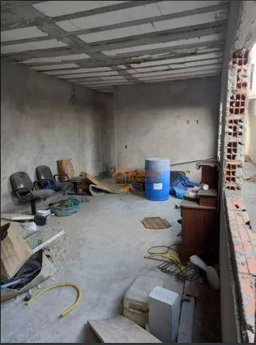Imagem Sobrado com 5 dormitórios à venda, 306 m² por R$ 680.000,00 - Jardim Adriana - Guarulhos/SP