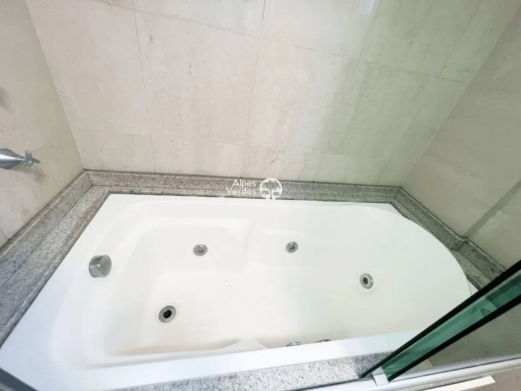 Imagem Vende-se apto prox ao centro de Canoas-3 quartos- R$ 806.799,14