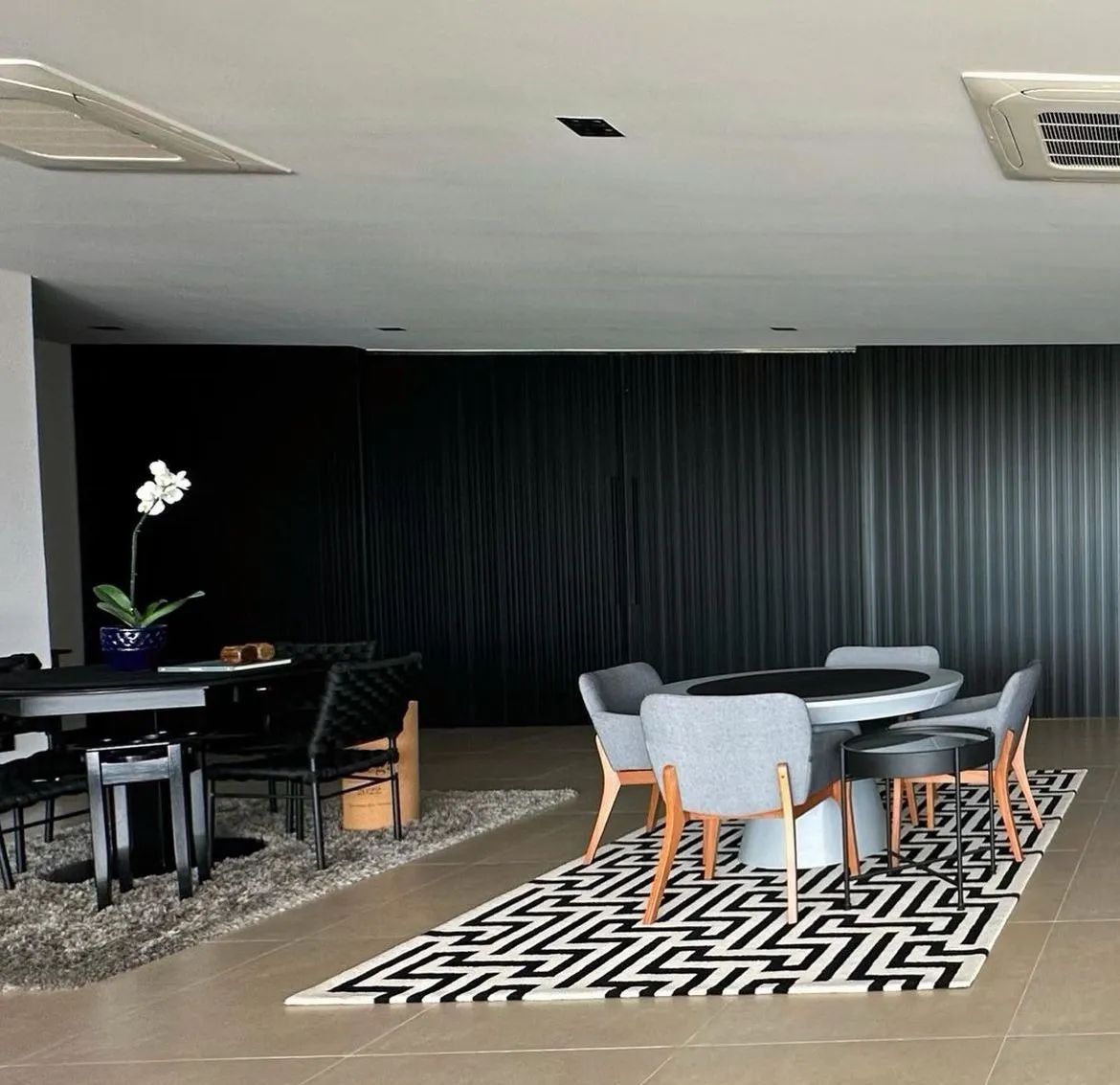 Imagem Casa (Da Adega) de 2.342,93m² Localizada no TERRAS DE SÃO JOSE 2 - Itu/SP!