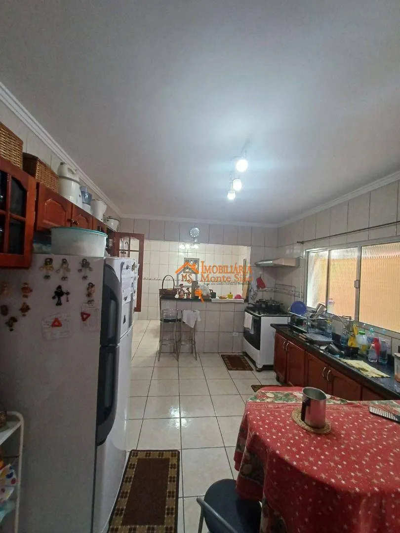 Imagem Sobrado com 3 dormitórios à venda, 230 m² por R$ 499.000,00 - Cidade Serodio - Guarulhos/SP
