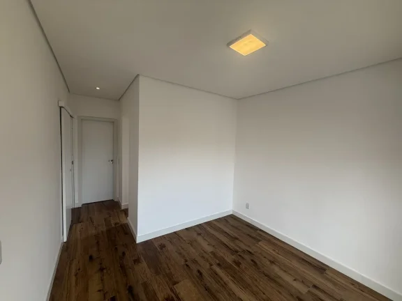 Imagem Linda Casa com Piscina no Residencial Nova Jaguari