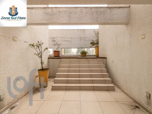 Imagem Cobertura Duplex Impecável à Venda Em Moema Com 3 Suítes e 3 Vagas - Localização Privilegiada, a poucos metros do Parque Ibirapuera