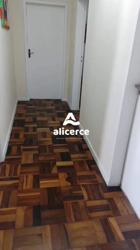 Imagem Amplo apartamento de 3 dormitórios no Coração do Estreito