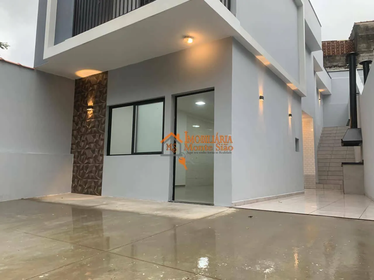 Imagem Sobrado com 3 dormitórios à venda, 107 m² por R$ 749.000,00 - Jardim do Triunfo - Guarulhos/SP