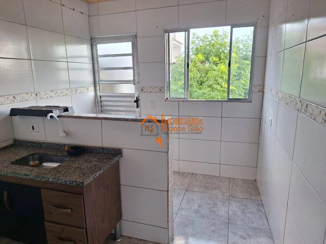 Imagem Casa com 4 dormitórios à venda, 140 m² por R$ 320.000,00 - Jardim dos Pimentas - Guarulhos/SP
