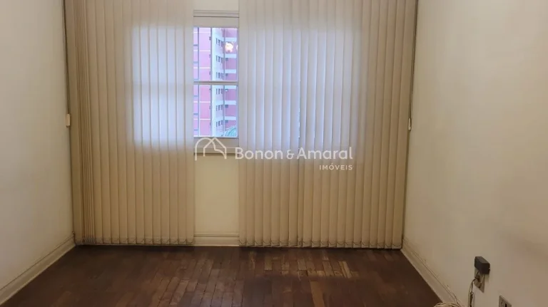 Imagem Excelente oportunidade para morar em um dos bairros mais nobres da cidade. Este apartamento conta co...