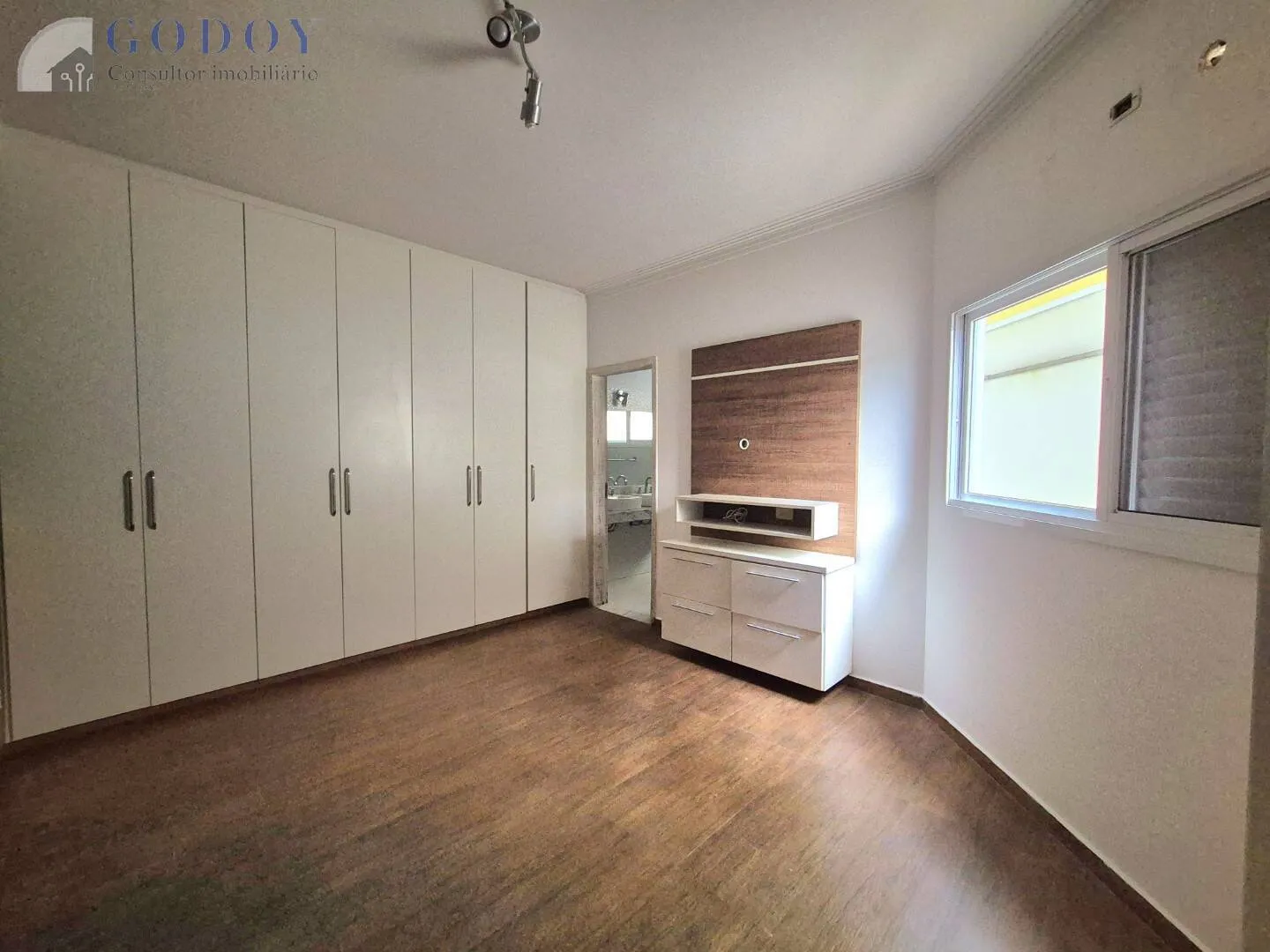 Imagem Casa Térrea no Cond. Splendore - Excelente Localização ao Lado Shopping