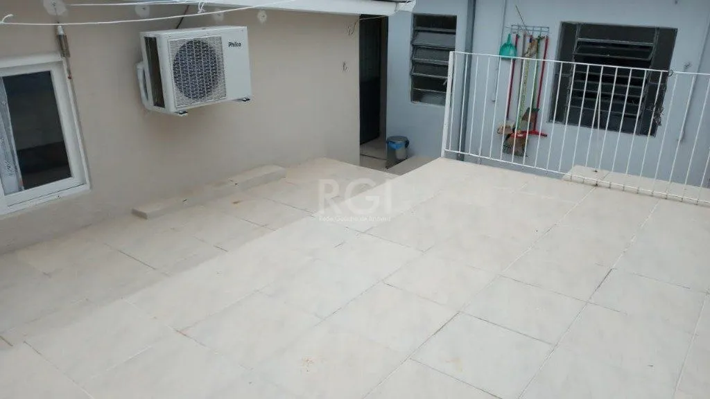 Imagem Casa para Venda - 174m², 3 dormitórios, sendo 1 suites, 3 vagas - Jardim Sabará
