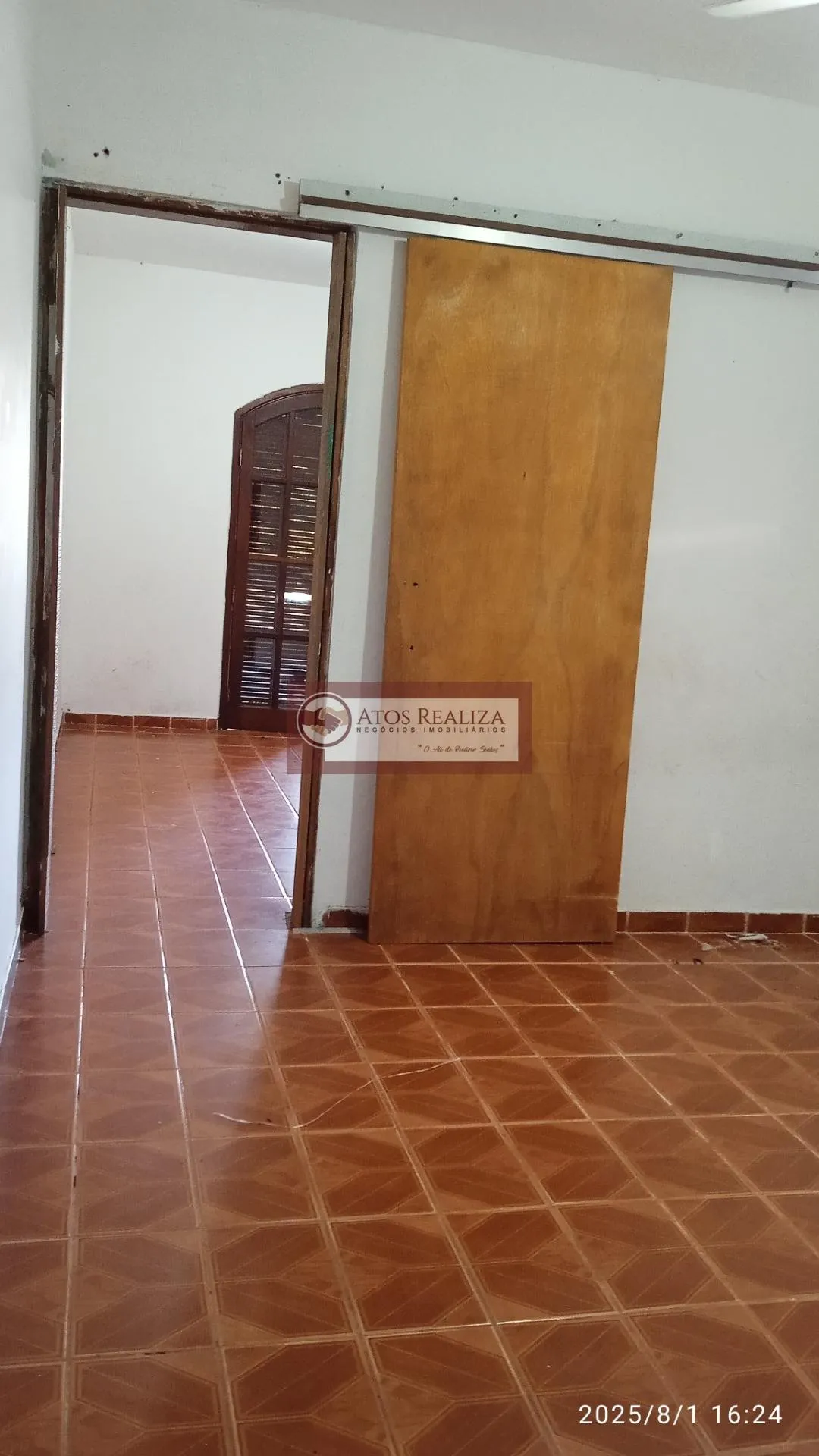 Imagem Casa para Alugar sendo duas casas no mesmo quintal no Jardim Maria Rita, SP, 123m², 2 Banheiros