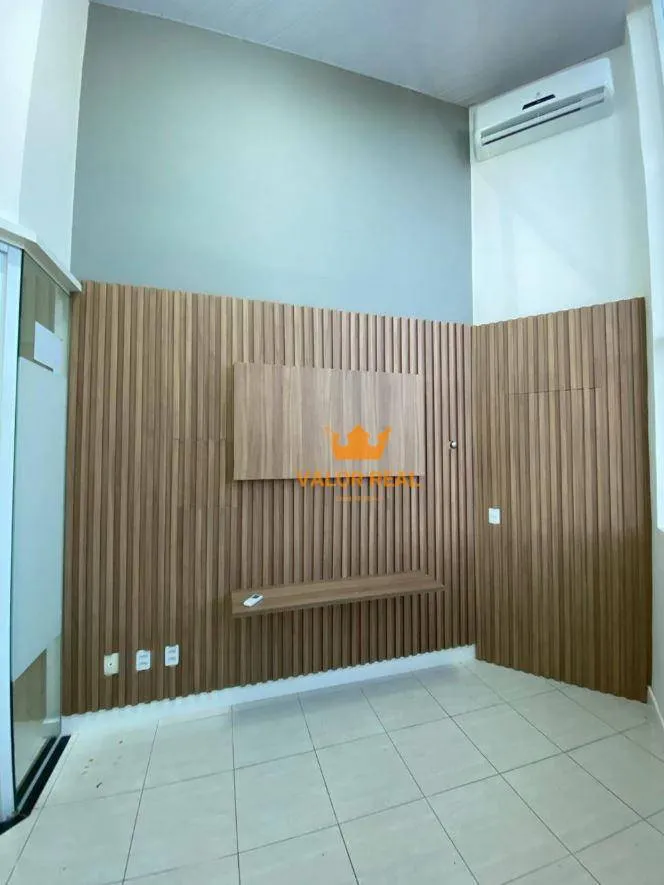 Imagem Investimento de Oportunidade: Sala Comercial Finamente Decorada, 24,5 m2 dividios em 2 salas no Boulevard Samambaia, Jundiaí!