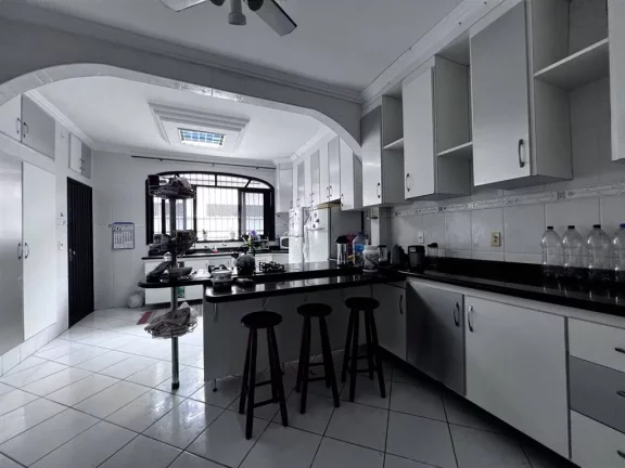 Imagem Casa com 4 dorms, Canto do Forte, Praia Grande - R$ 2.1 mi, Cod: 2682