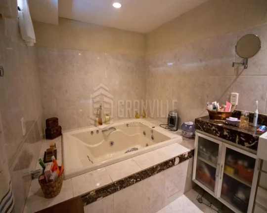 Imagem Village Alvorada!!! SHIS QL 32!!! Casa Térrea com Piscina, Churrasqueira e Sauna!!!