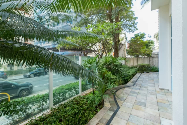 Imagem Apartamento à venda em São Paulo, Moema, com 2 quartos, 66m2