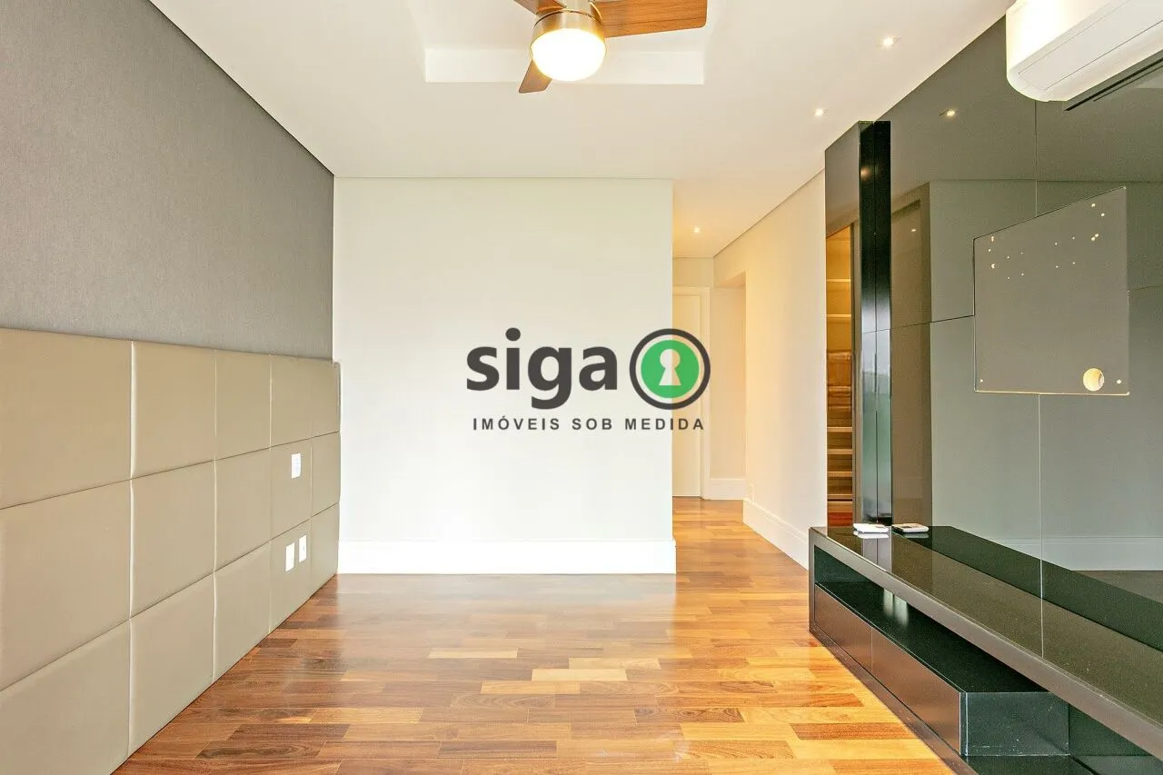 Imagem Apartamento Alto Padrão na Vila Olímpia de 3 Quartos com 3 Vagas - 210m² à Venda.
