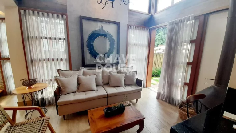 Casa com 3 suítes em um novíssimo condomínio em Itaipava!