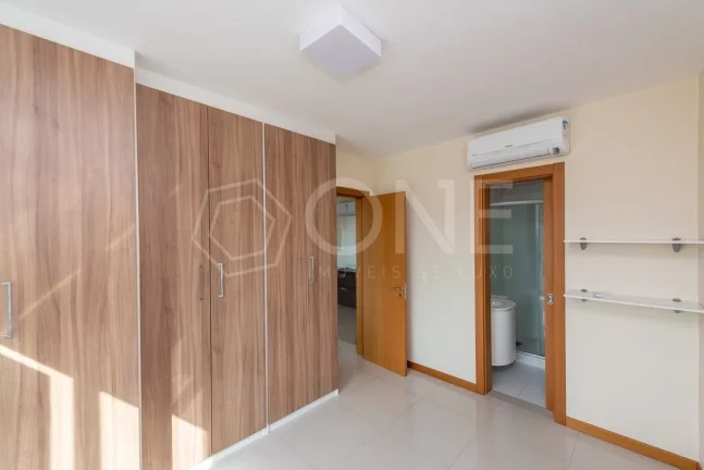 Imagem Apartamento para venda no bairro Três Figueiras em Porto Alegre
