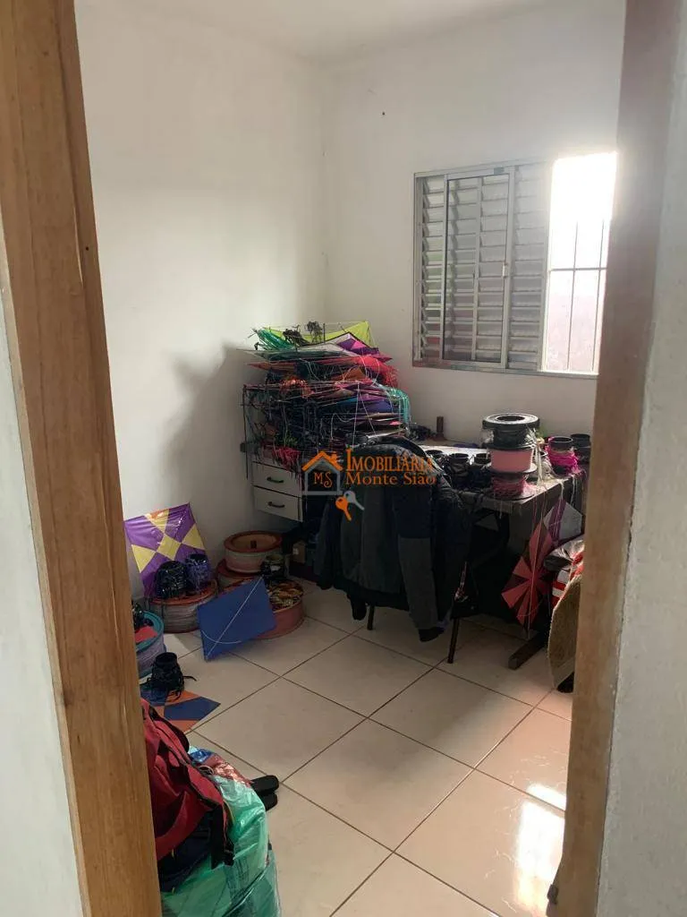 Imagem Casa com 3 dormitórios à venda por R$ 420.000,00 - Cidade Martins - Guarulhos/SP