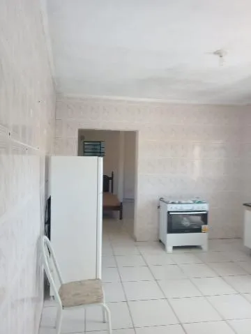 Imagem VENDA DE CASA NO ARUJAMÉRICA, EM ARUJÁ/SP 66,40m², com quarto e cozinha amplos, banheiro social, lavanderia coberta e 02 vagas p/ autos. CONSULTE-NOS
