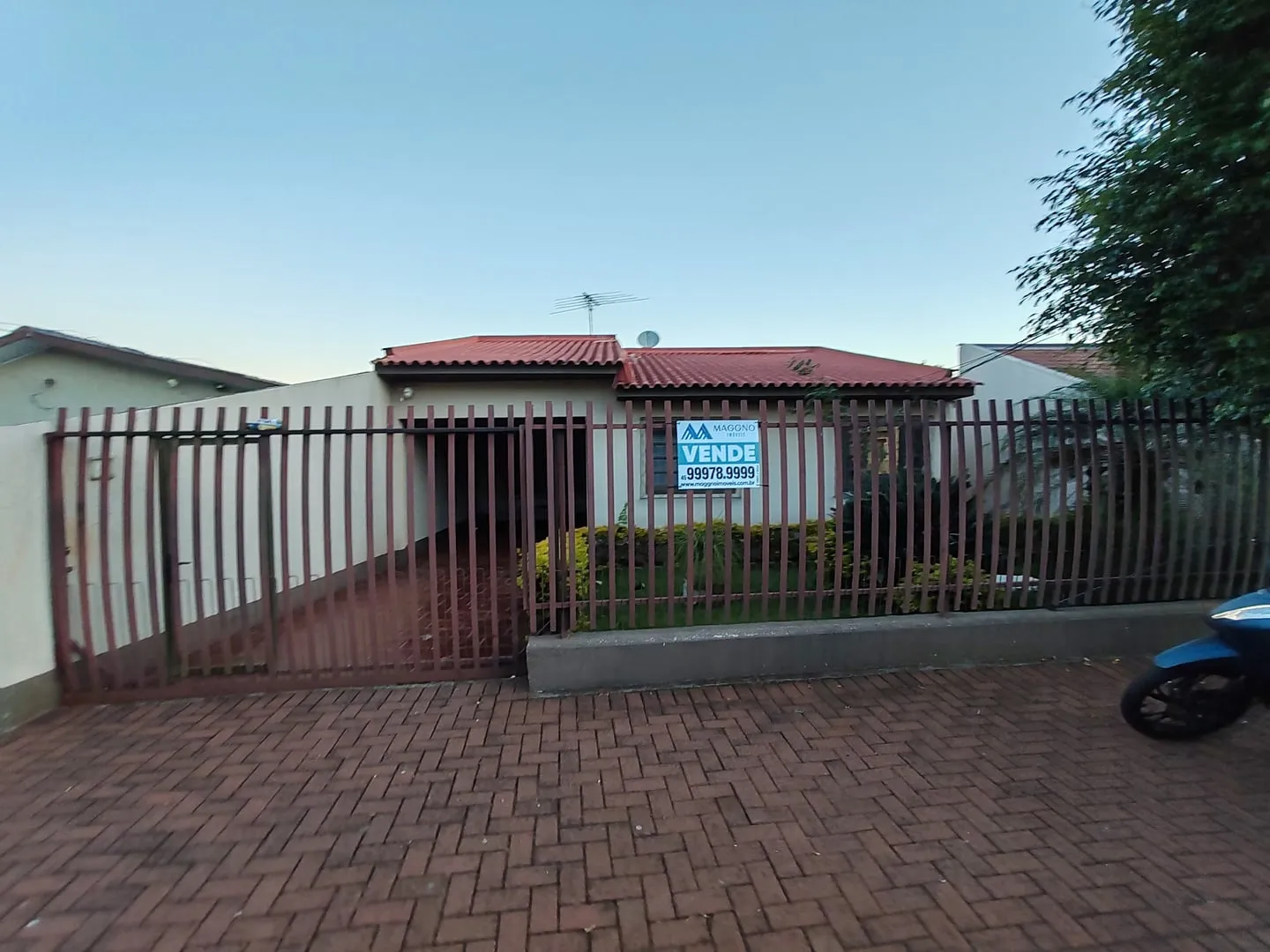 Foto do imóvel Casa a Venda com 3 quartos sendo 1 suite no Santa Felicidade Cascavel em Santa Felicidade, Cascavel - Parana