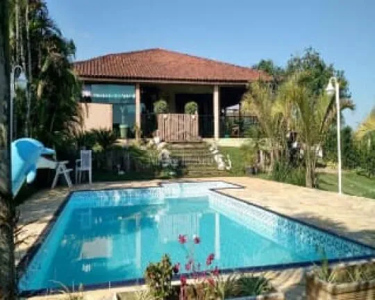 Chácara com 3 Quartos à Venda, 800 m² em Centro - Atibaia
