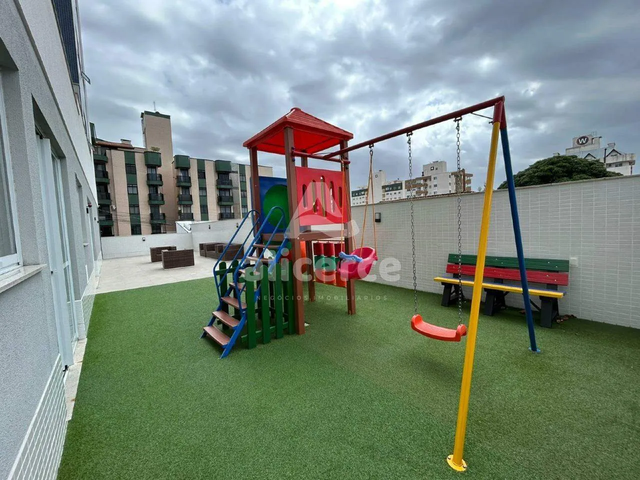 Imagem Apartamento Garden à venda com 3 quartos 1 suíte, 84,64m² em Capoeiras Florianópolis