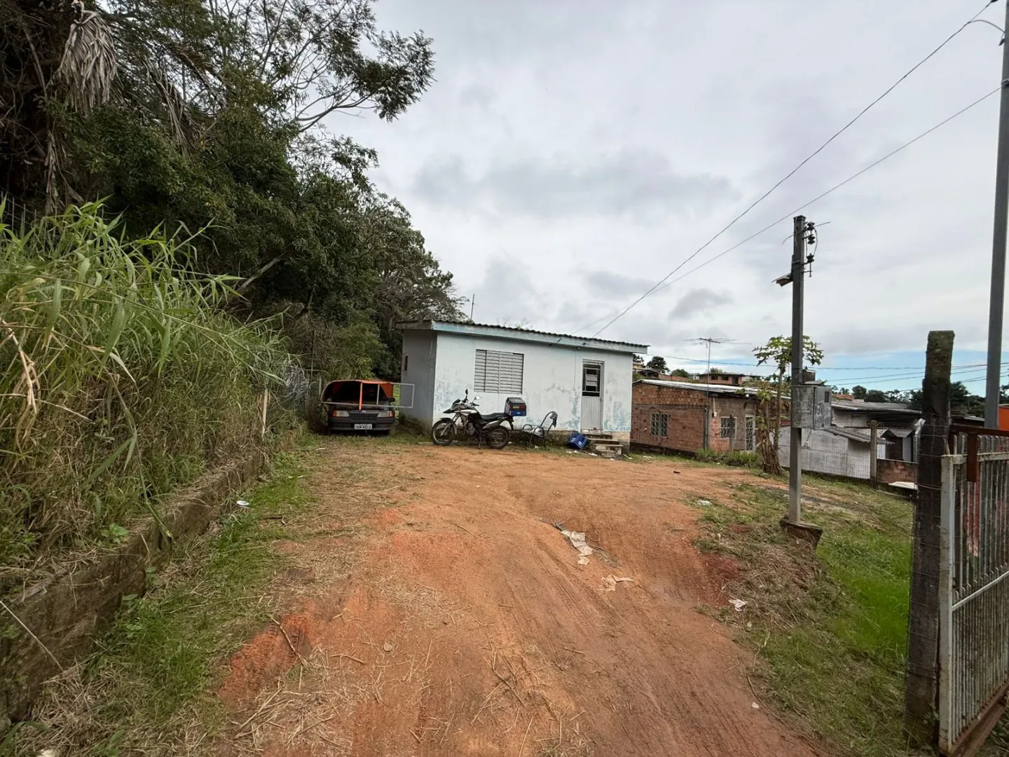 Imagem Terreno a venda com 1.724,42m² próximo ao Colégio Calábria na Vila Nova