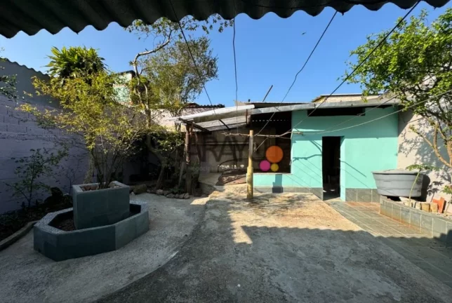 Imagem Casa Padrão de 03 dormitórios para venda no Jardim Santa Maria Guarujá.