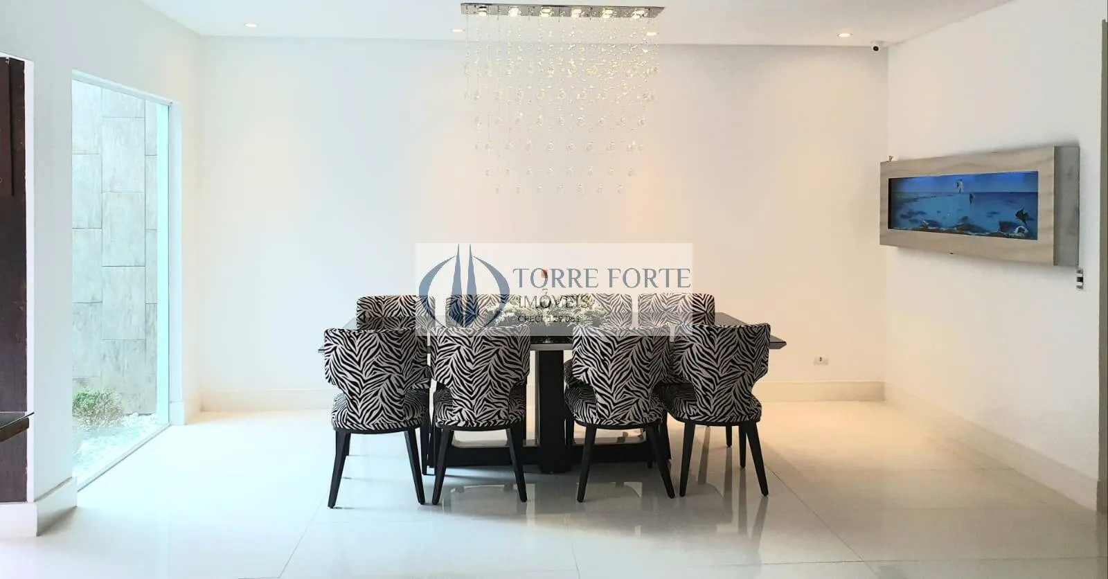 Imagem Casa térrea 3 suítes | 500 m² | 8 vagas | Terreno 1.000m²