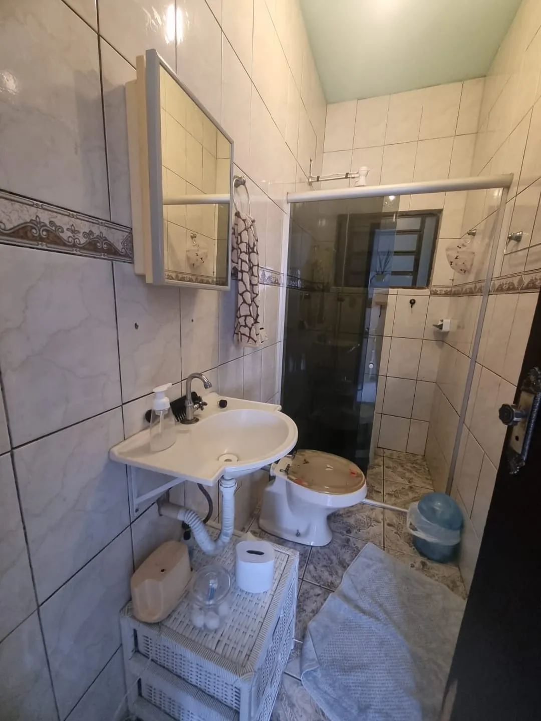 Imagem Casa à venda 5 Quartos, 1 Suite, 4 Vagas, 300M², Vila Santa Rita, Guaratinguetá - SP