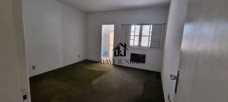 Imagem Casa com 3 dormitórios sendo 1 suíte à venda, 402 m² por R$ 1.150.000 - Centro - Sorocaba/SP
