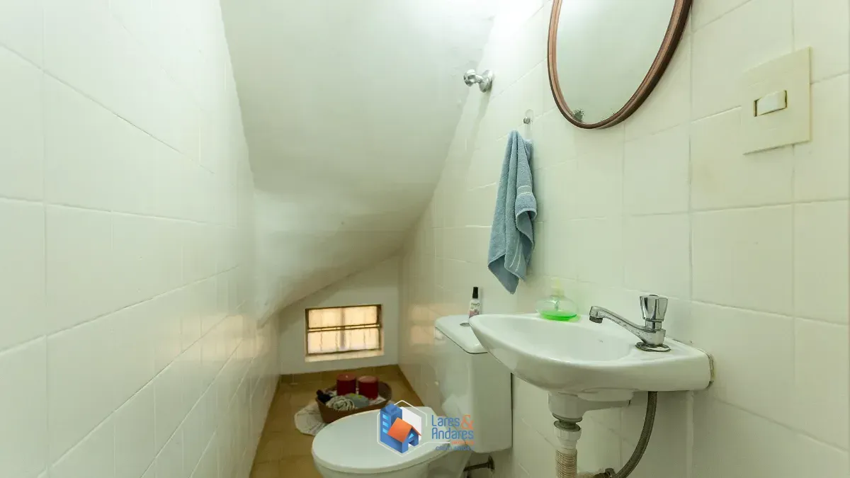 Imagem Casa para venda em Vila Cordeiro com 5 quartos, sendo 1 suíte, 154m²