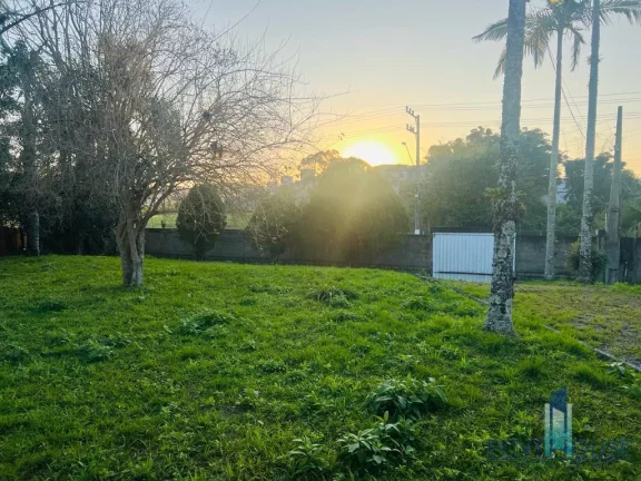 Imagem Casa para Venda em Balneário Camboriú, São Judas Tadeu, 3 dormitórios, 1 suíte, 2 banheiros, 2 vagas