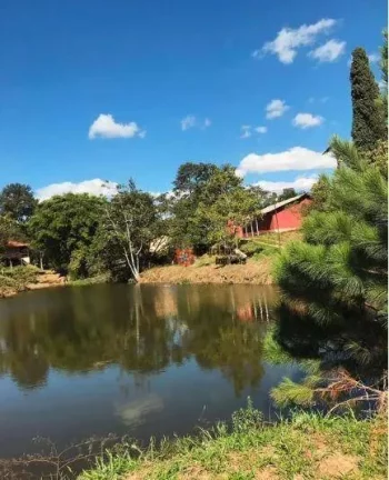 Foto do imóvel Chácara à venda, 24.000 m², com 3 casas com suítes, R$ 2.000.000 - Parque da Fazenda - Itatiba/SP
