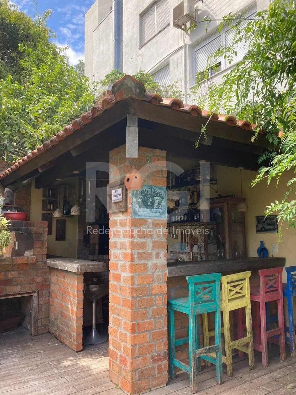 Imagem Casa 3 dormitórios à venda Santo Antônio Porto Alegre/RS