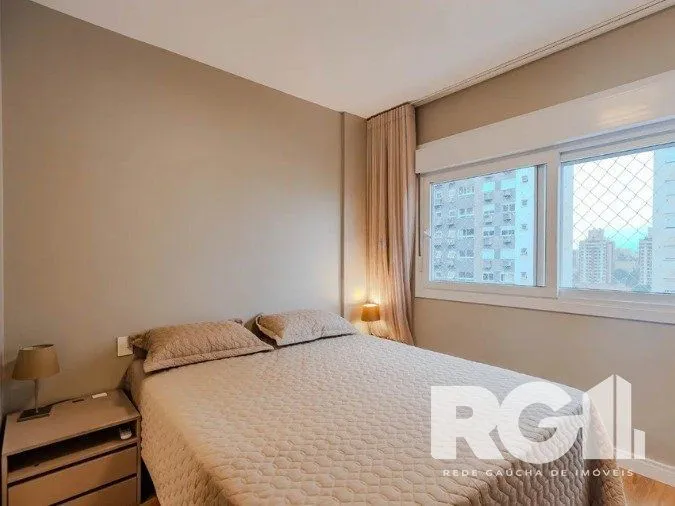 Imagem Apartamento Mobiliado à Venda - 3 Dormitórios, 1 Suíte, 81m², 1 Vaga