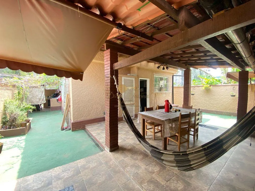 Imagem Casa para Venda em Teresópolis / RJ no bairro Agriões