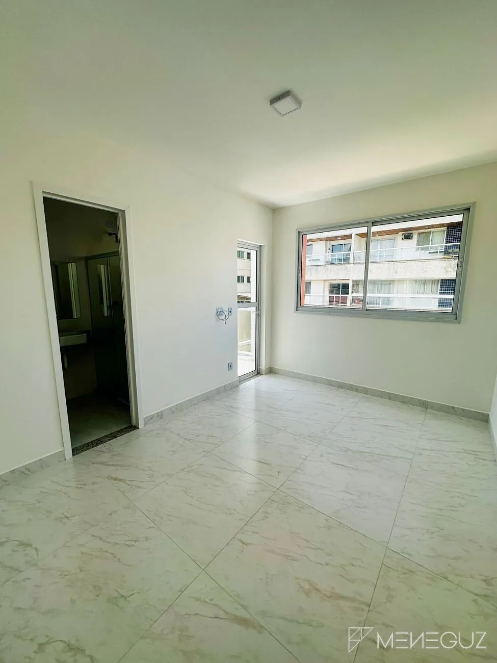 Imagem Seu novo lar Awaits: Apartamento de 3 quartos sendo um suite