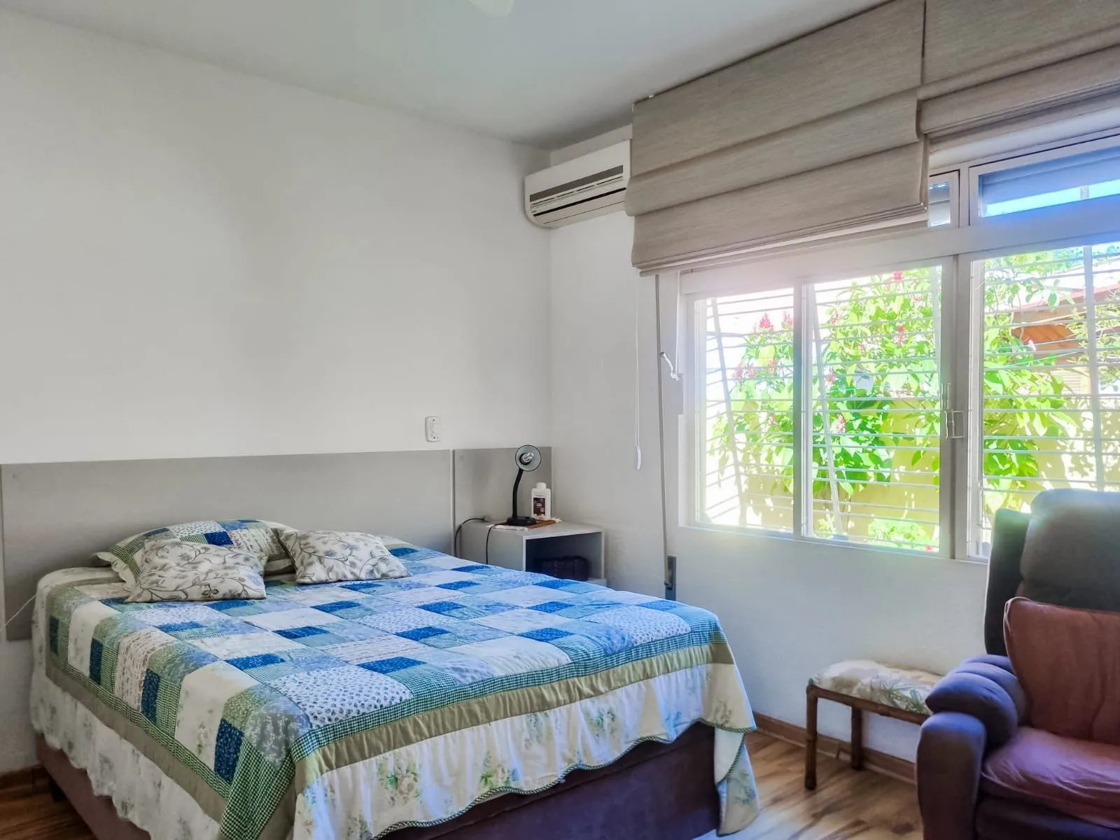 Imagem Casa Térrea 280 m² em Teresópolis - 4 Dorms, Escritório e Edícula