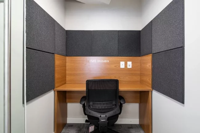 Imagem Conjunto comercial com 180m² e 20 posições de trabalho na Vila Olímpia.