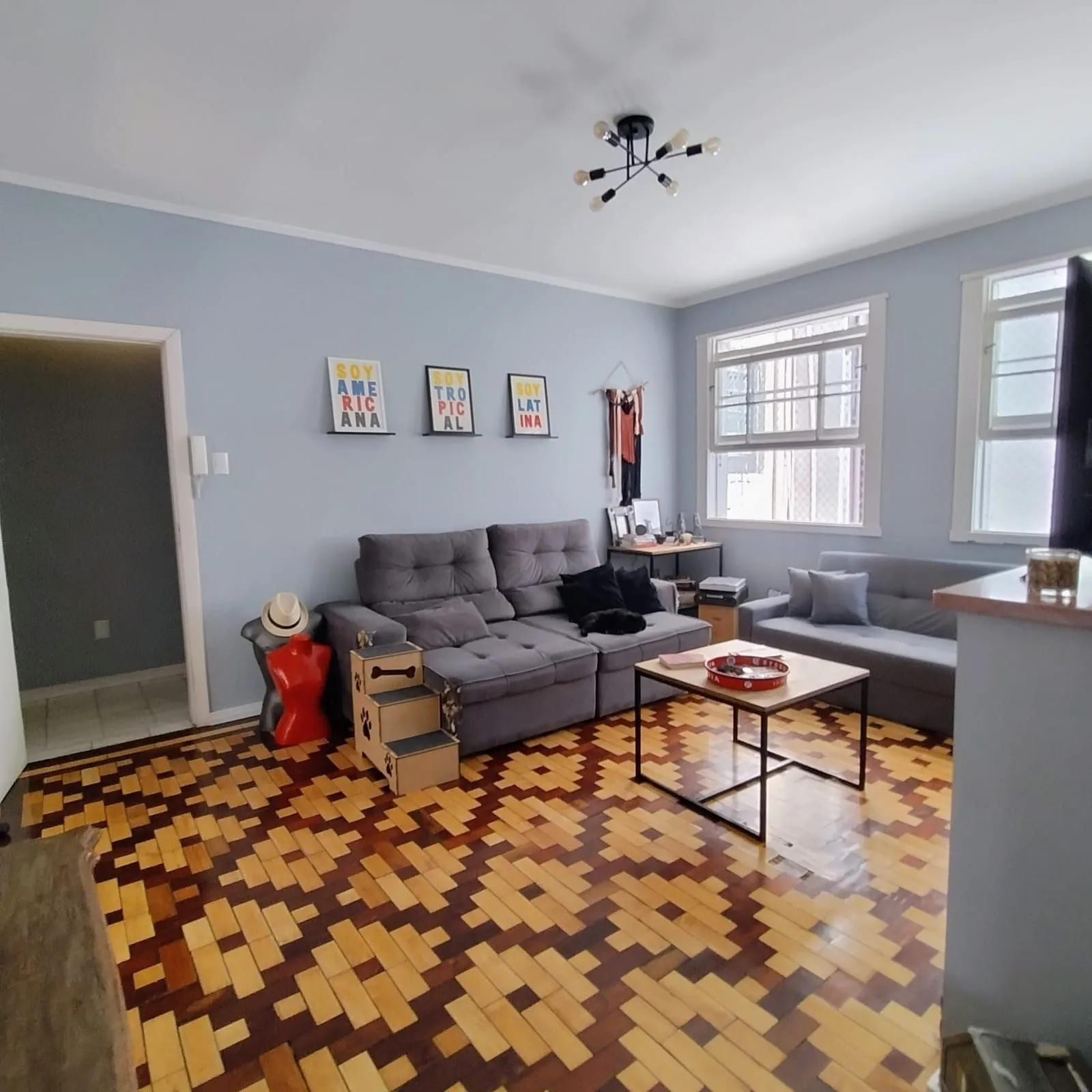 Imagem Apartamento Amplo e Reformado em Frente a Faculdade de Medicina (UFRGS)